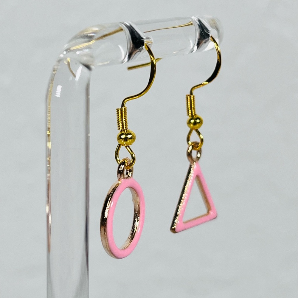 4/$20 Pink Geometric Earrings - Picture 2 of 8